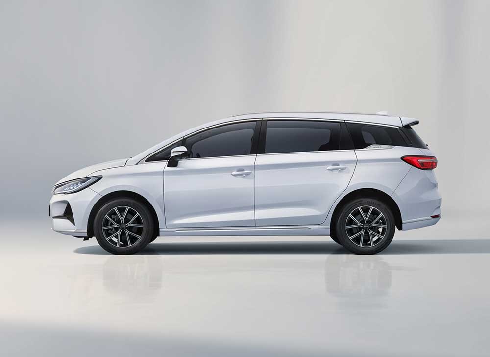 Harga BYD M6 Medan
